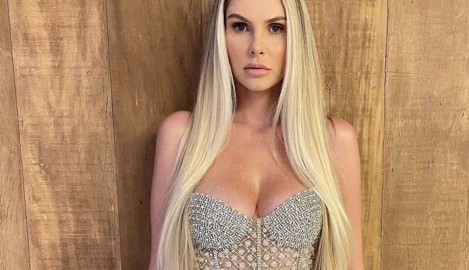 Bárbara Evans rebate críticas de Solange Gomes 'Cala sua boca'