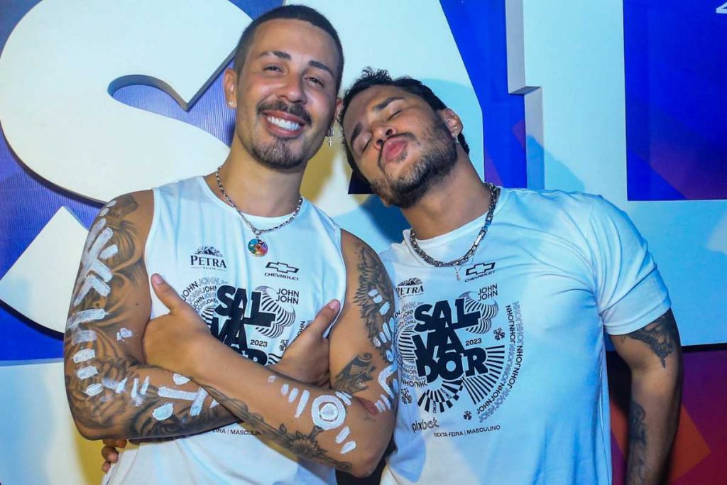 Carlinhos Maia e Lucas Guimarães curtindo Carnaval de Salvador