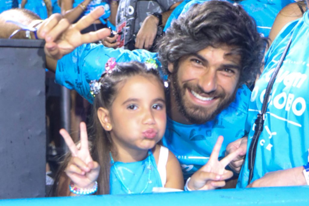 hugo-moura-maria-flor-1024x683-1 Hugo Moura com a filha Maria Flor