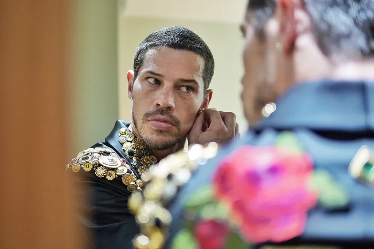 Lui Lorenzo (José Loreto) em cena de Vai na Fé