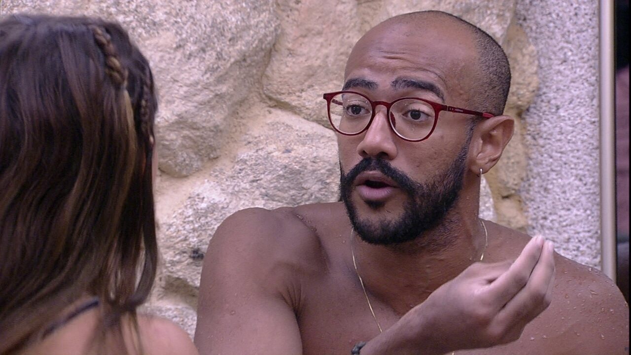 Ricardo revela que já ficou com homem mas garante que é hétero: “Foi só uma vez”