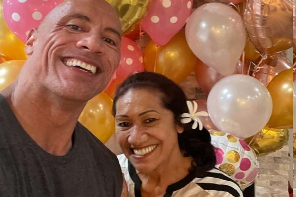 The |Rock com a mãe Ata Johnson