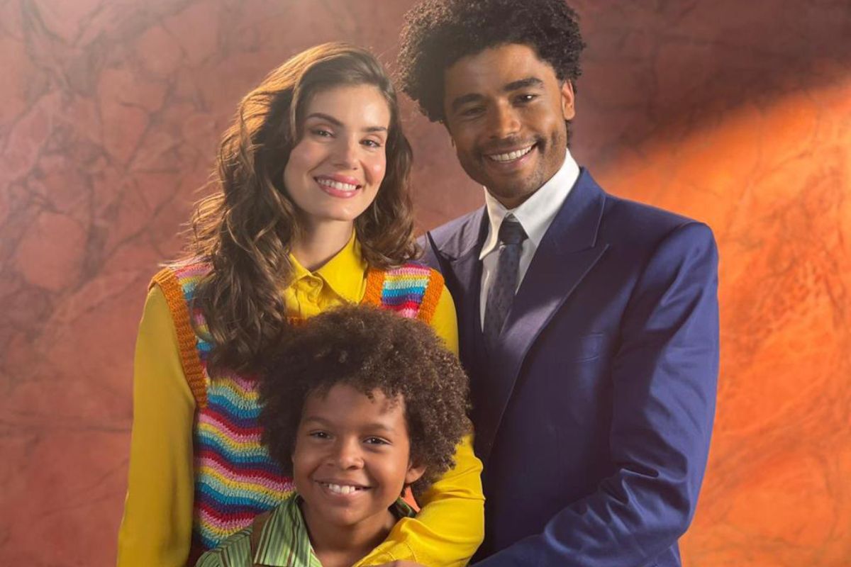 Camila Queiroz, Diogo Almeida e Levi Asaf