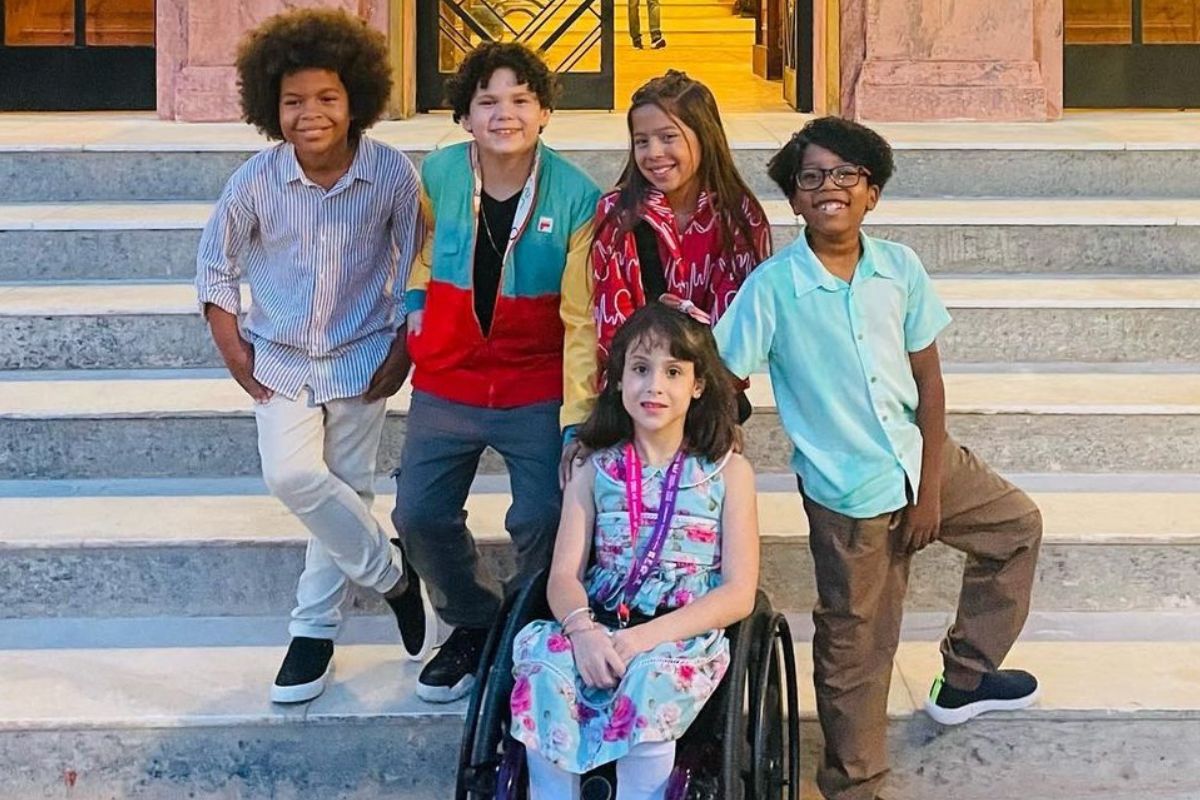 Elenco mirim de Amor Perfeito