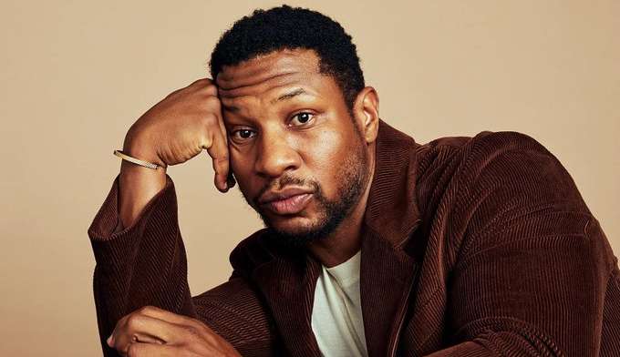 Jonathan Majors, vilão Kang da Marvel é preso por acusação de agressão