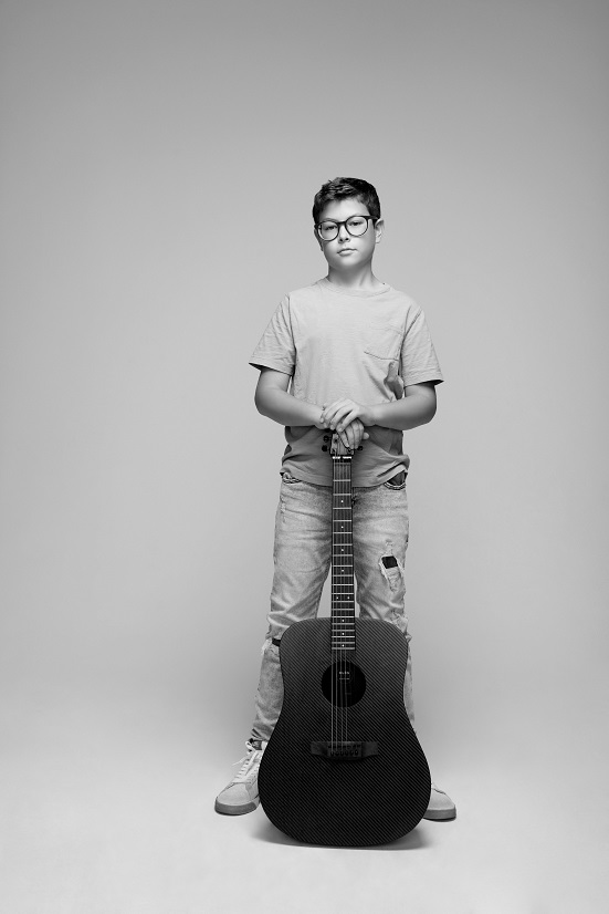 Descobertas Groover – Carson Ferris lança ”Drive Alone”