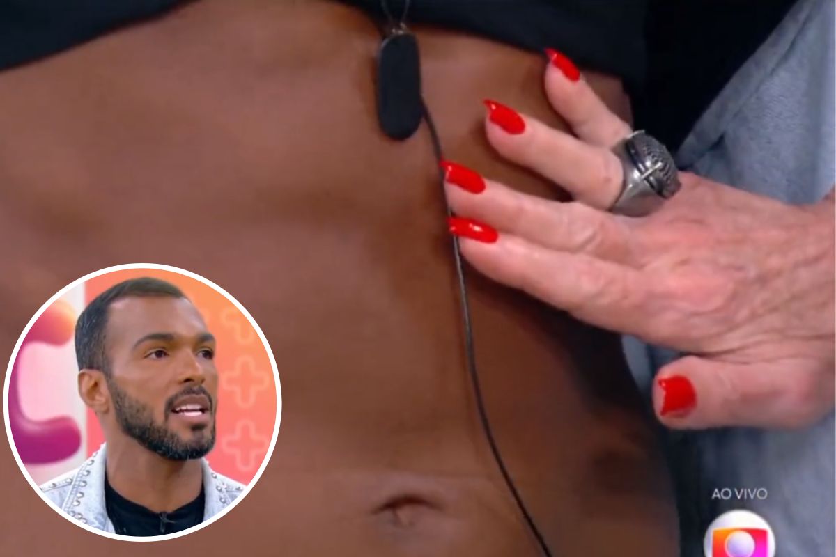 Richarlyson mostrando sua barriga tanquinho no Mais Você