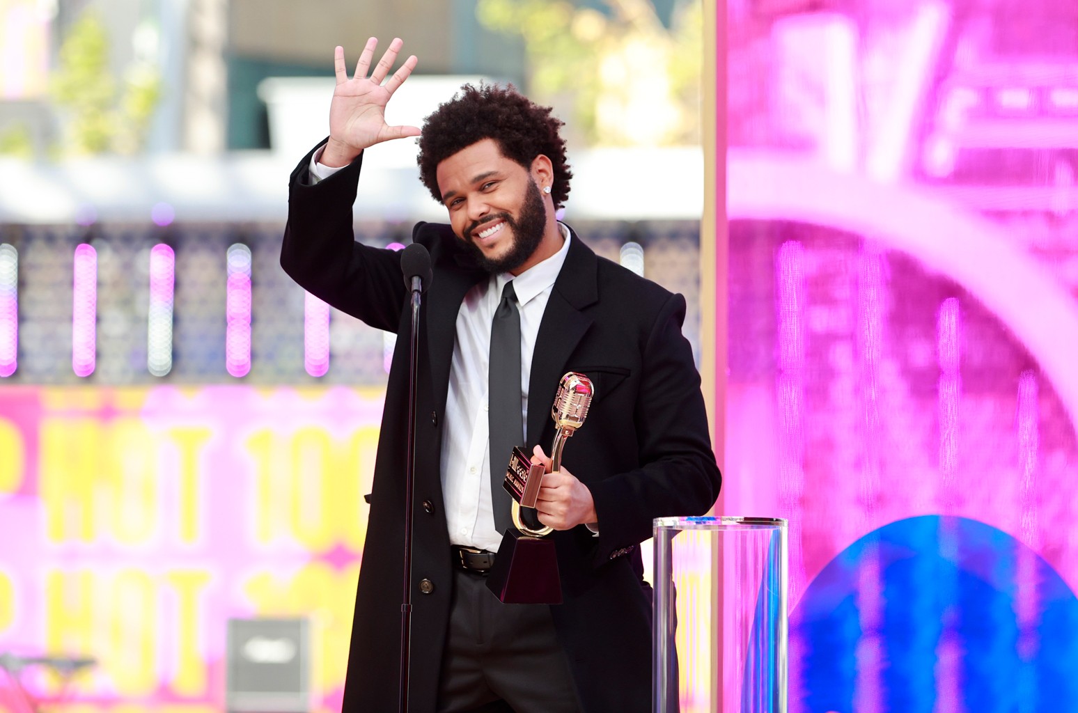 The Weeknd atinge marca histórica no Spotify