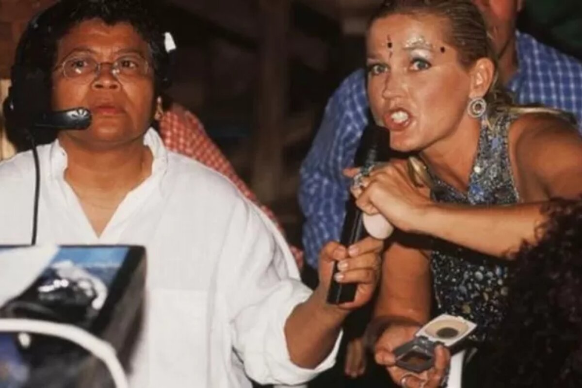 Bastidores de Marcele Mattos dirigindo Xuxa