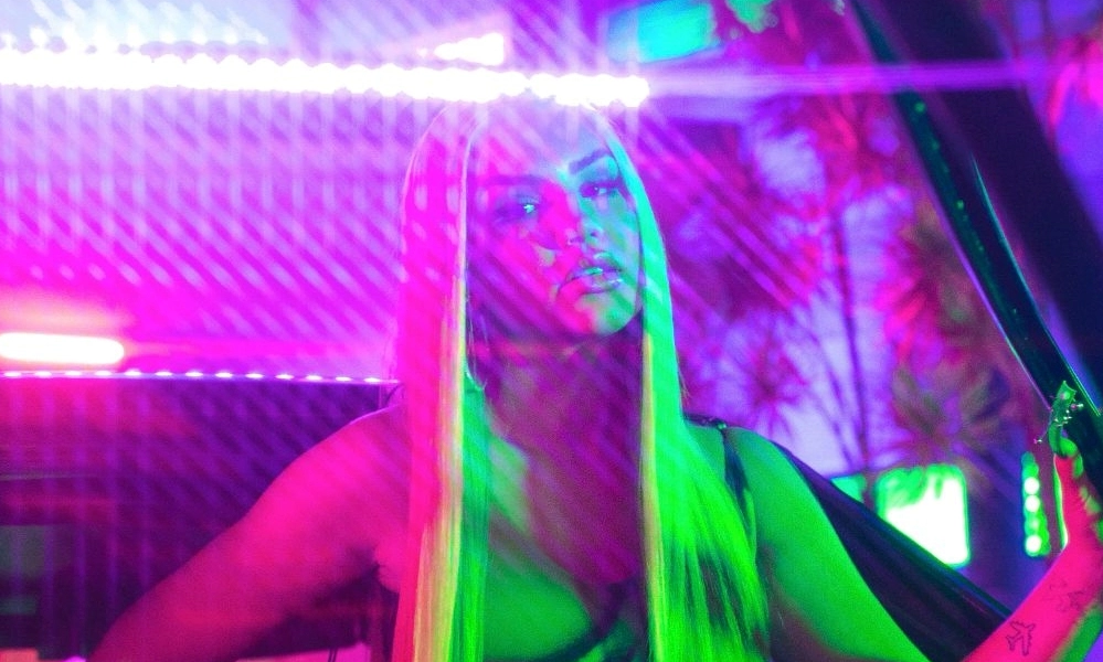Vivi lança o single provocante “VINGANCINHA”