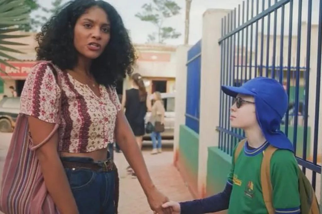 Aline (Bárbara Reis) e Cristian (Felipe Melquiades) em Terra e Paixão