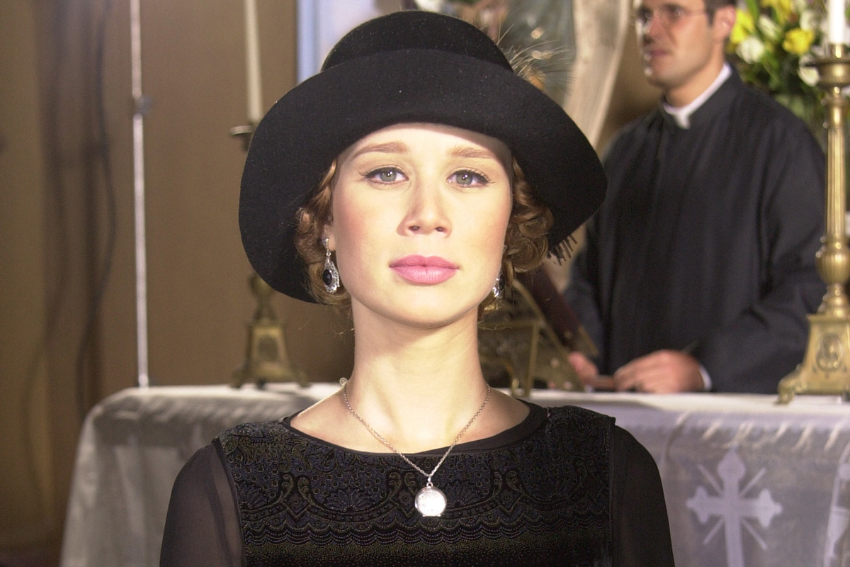 Ana Francisca (Mariana Ximenes) em Chocolate Com Pimenta
