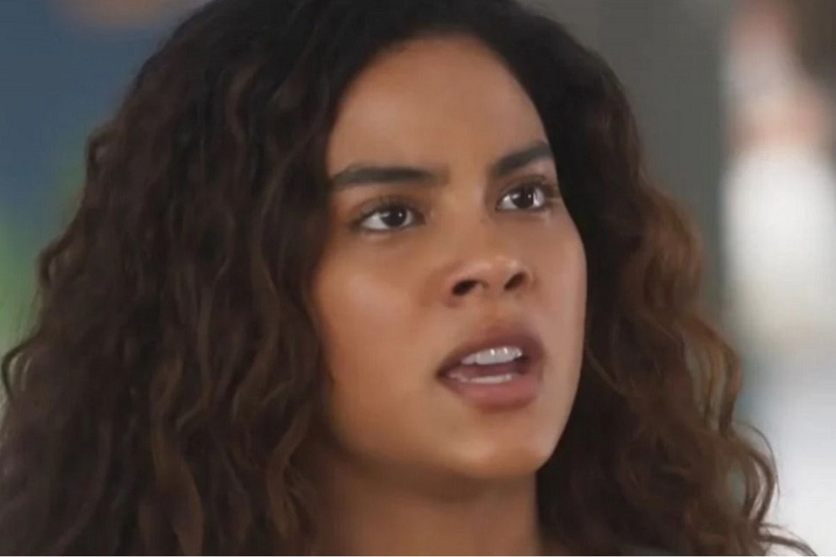 Bella Campos Vai na Fe