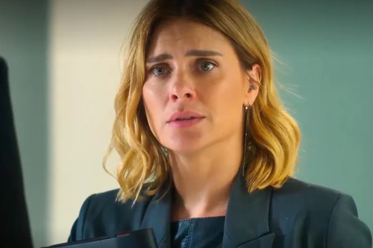 lumiar (carolina dieckmann) tensa em vai na fé