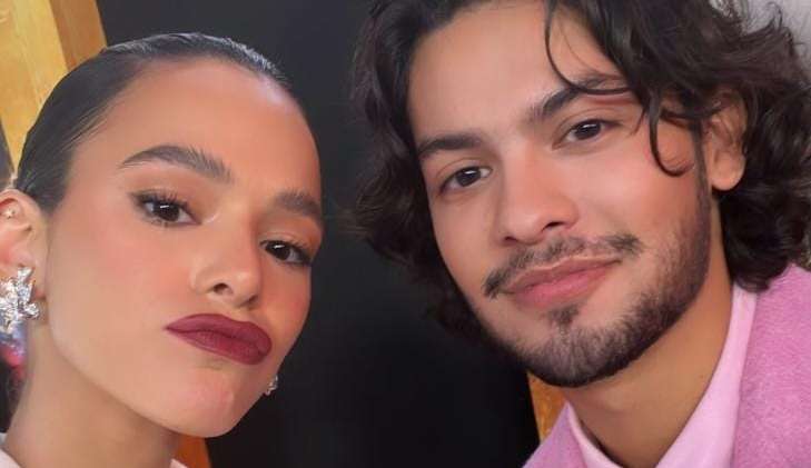 Bruna Marquezine parabeniza Xolo Maridueña no Instagram Lorena Bueri