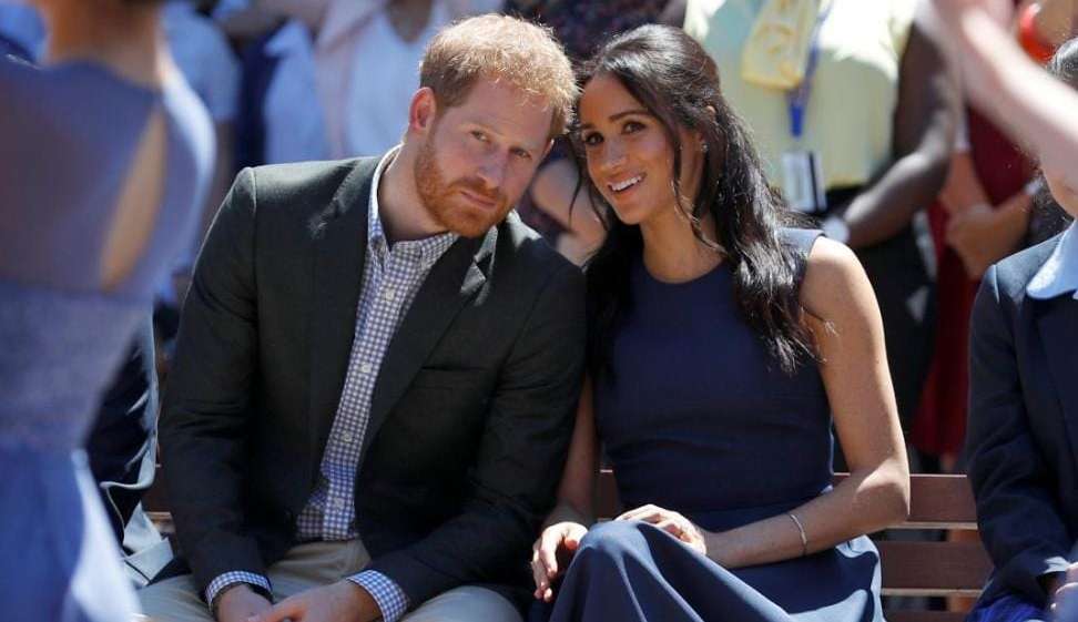 Família Real estaria aliviada com as ausências de Harry e Meghan Markle em eventos tradicionais Lorena Bueri