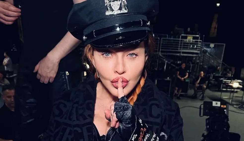 Ensaios intensos: Madonna chegou a ensaiar 12 horas por dia antes de ser internada Lorena Bueri