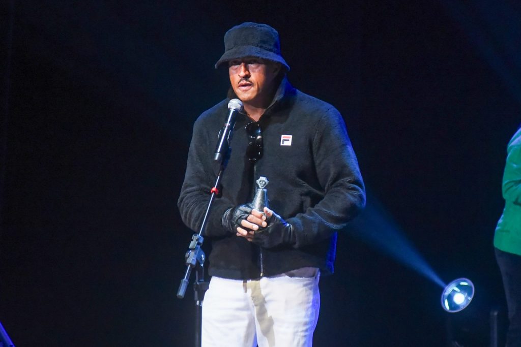 Mano Brown recebe o Prêmio APCA
