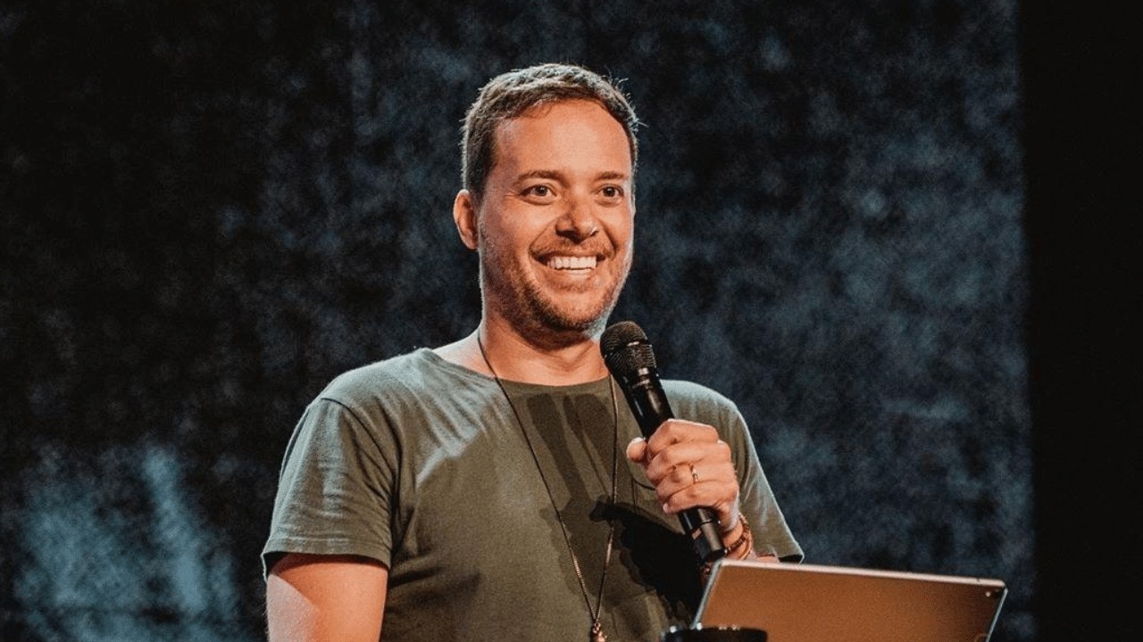 Vídeo: André Valadão ataca a comunidade LGBTQIA+: “Deus, se pudesse, matava tudo”; assista