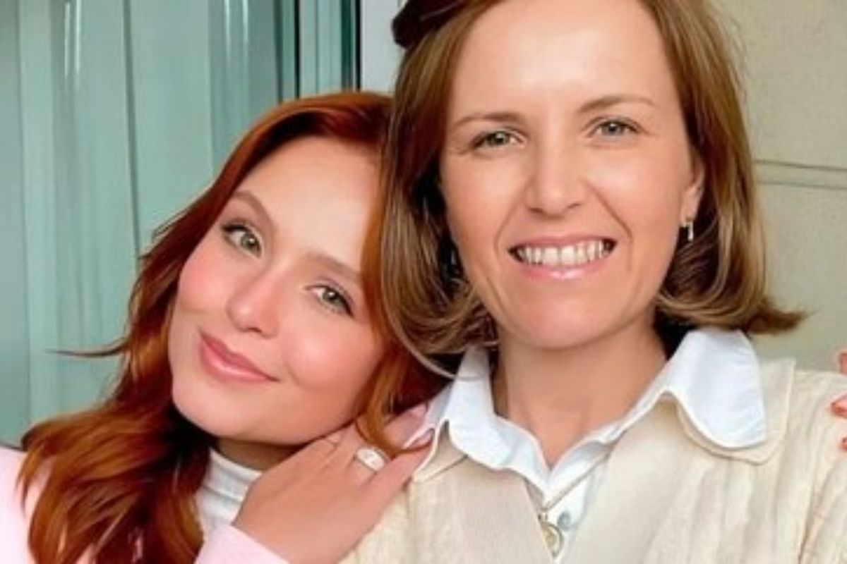 larissa manoela com a mãe, silvana taques