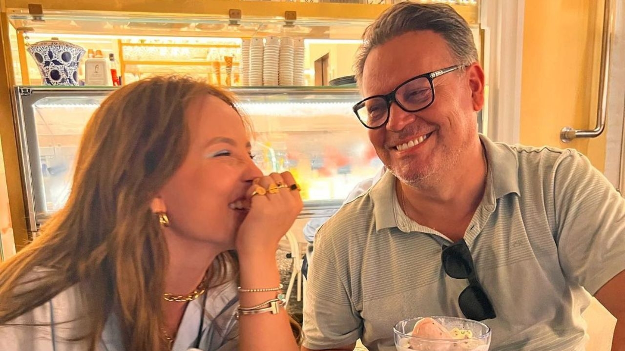 Pai de Larissa Manoela foi pivô para que patrimônio da filha valesse apenas R$ 18 milhões Lorena Bueri