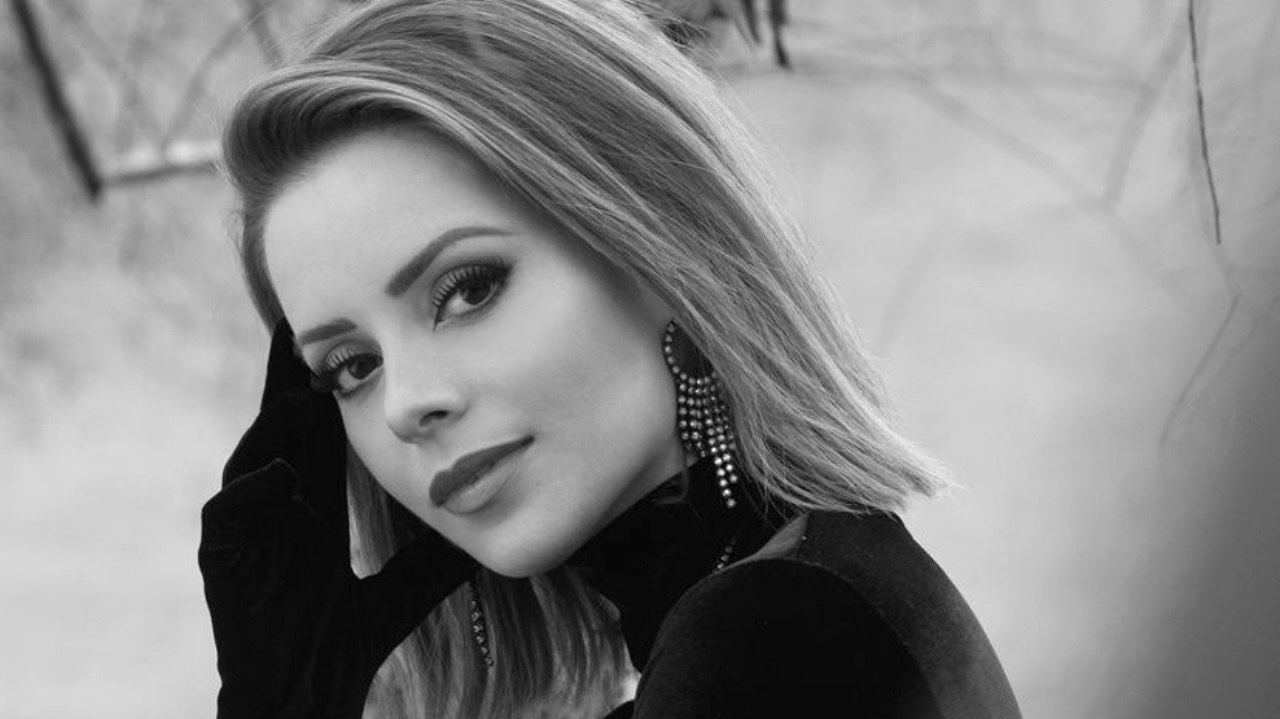 Sandy faz terapia há mais de 20 anos e explica o motivo Lorena Bueri