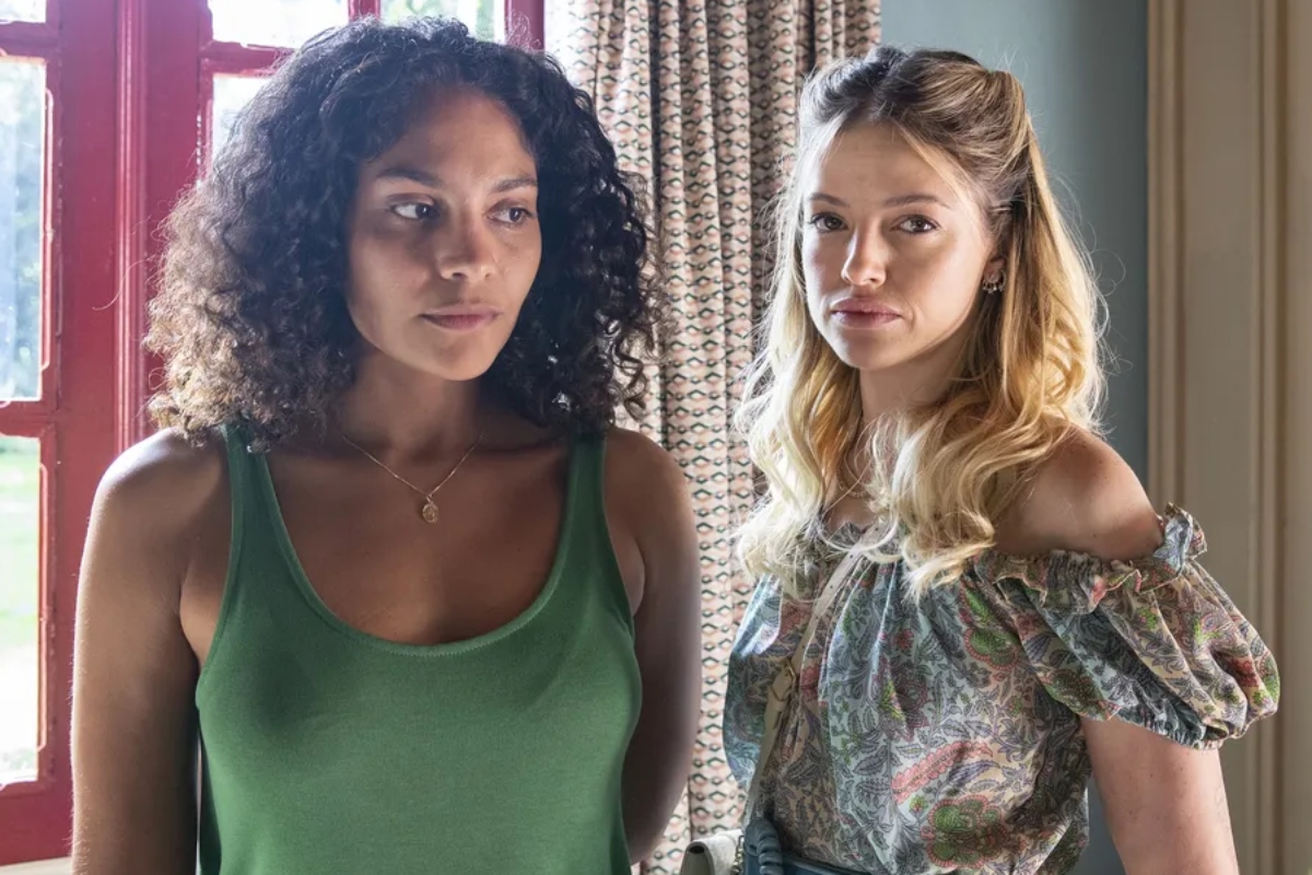 Terra e Paixão - Aline (Barbara Reis) e Graça (Agatha Moreira)