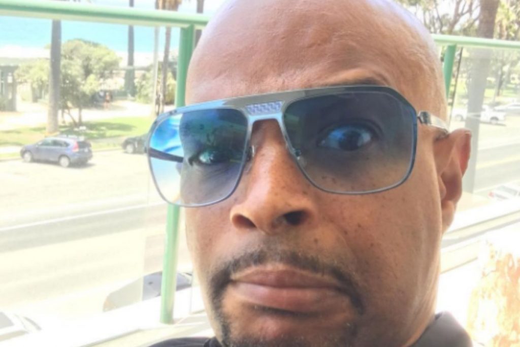 Ator Damon Wayans fazendo careta