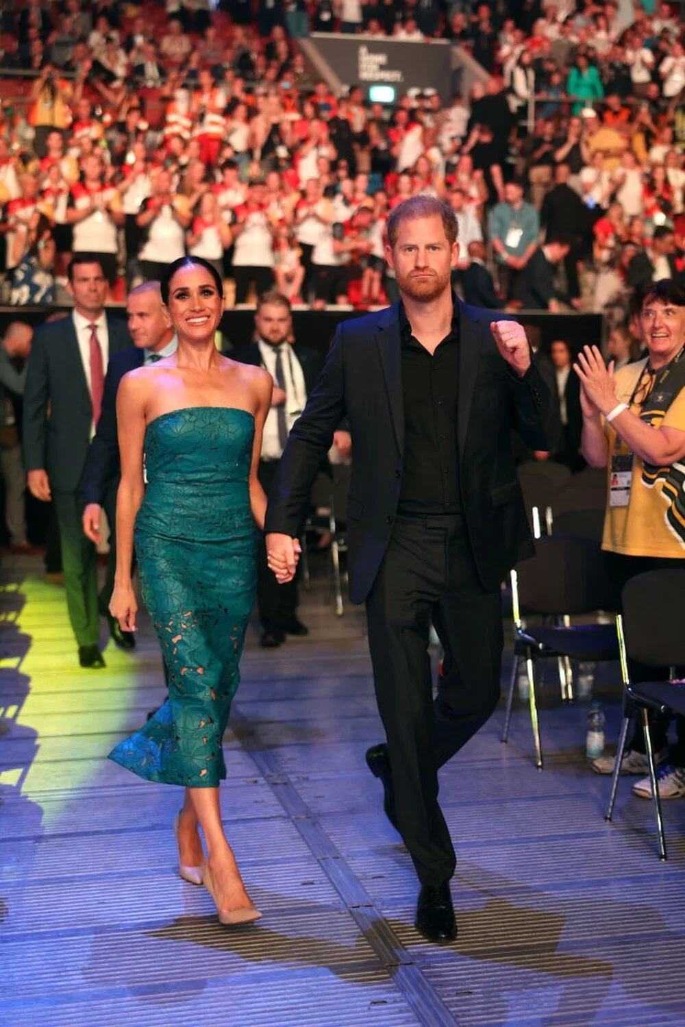 Meghan e Harry nas finais dos Invictus Games. (Foto: reprodução/Getty Images/Glamour) Lorena Bueri