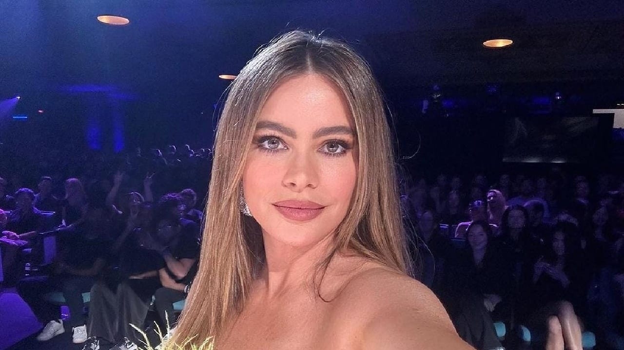 Sofia Vergara curte noite em Paris ao lado de famosas brasileiras Lorena Bueri