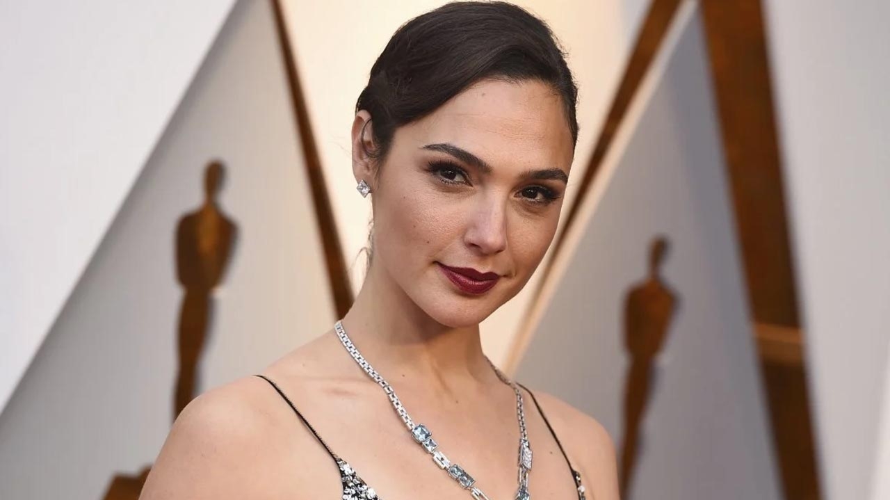 Gal Gadot, a “Mulher Maravilha”, fala sobre os ataques do Hamas a Israel Lorena Bueri