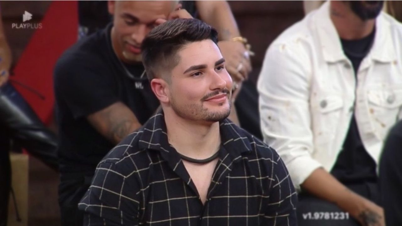Lucas Souza descreve o comportamento de Jojo Todynho em seu envolvimento com artista Lorena Bueri