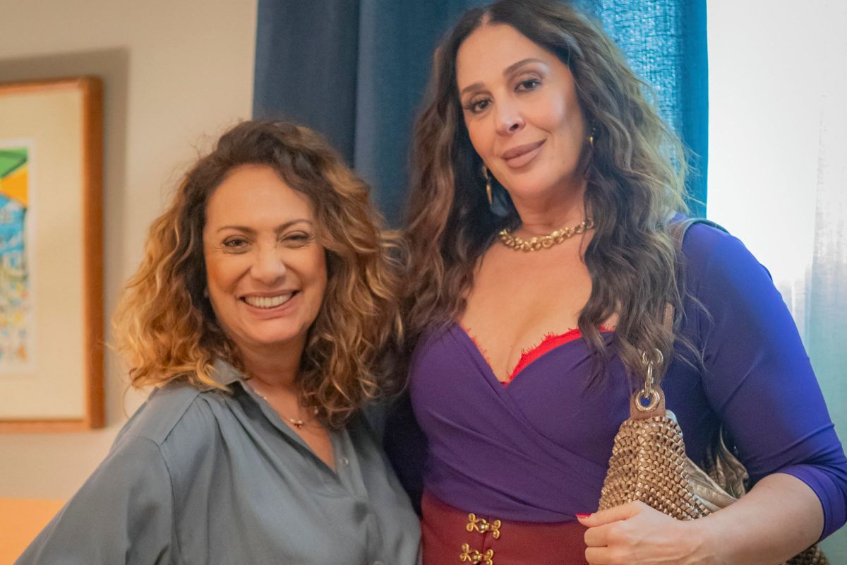 Emmy (Claudia Raia) e Agatha (Eliane Giardini) em Terra e Paixão