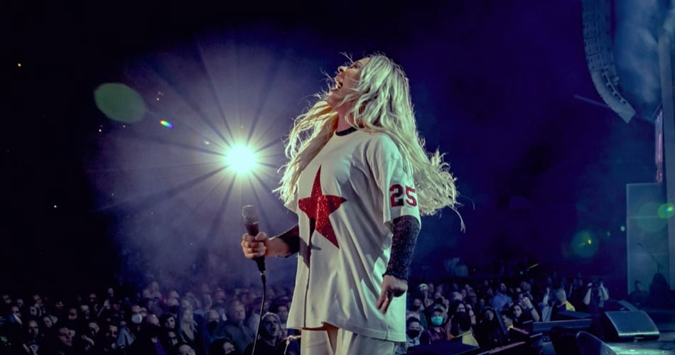 Alanis Morissette volta ao Brasil após 12 anos e agita o público de São Paulo no Allianz Parque