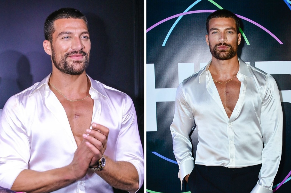 Simone Susinna de camisa branca