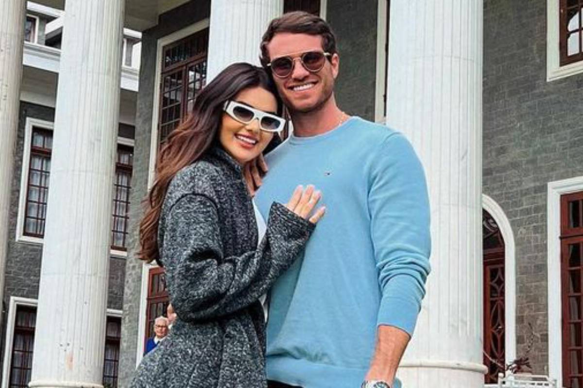 Lucas Bissoli e Eslovênia Marques posando juntos