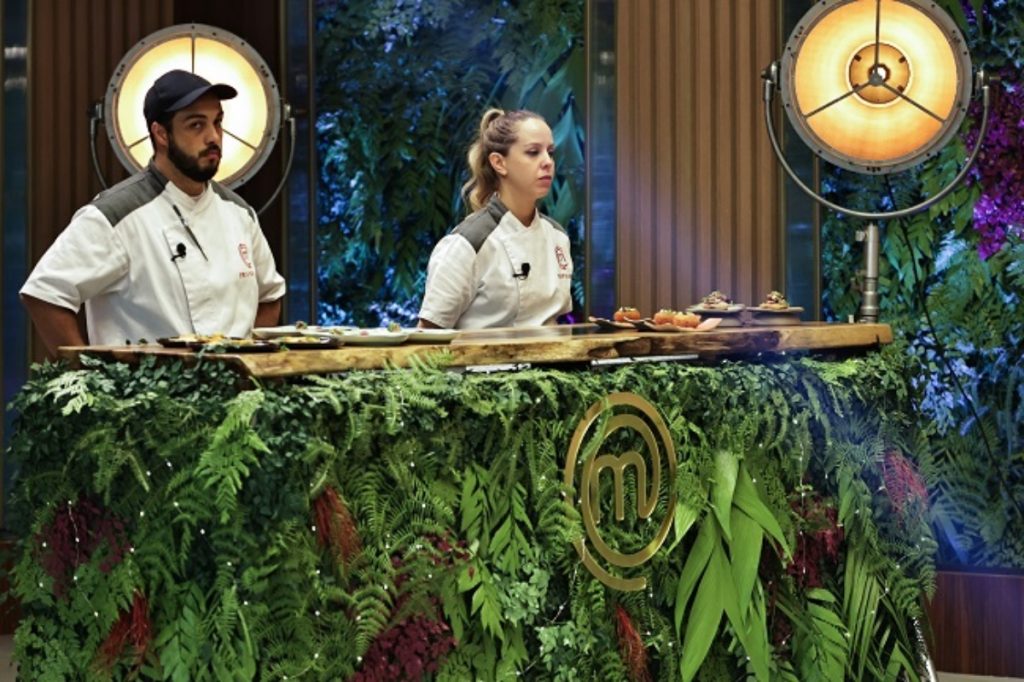 franklin-e-barbara-finalistas-masterchef-profissionais-1024x682-1 Franklin e Bárbara disputaram a grande final