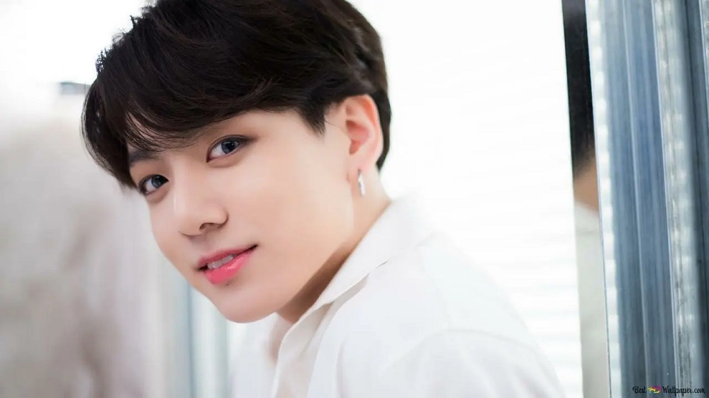Letra e tradução: ‘Standing Next To You’ – JungKook (BTS)