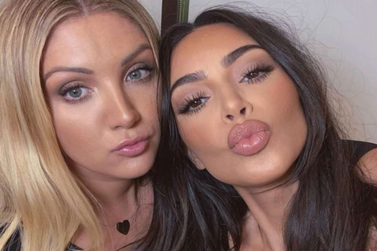Kim e uma de suas melhores amigas, com quem fez a tatuagem