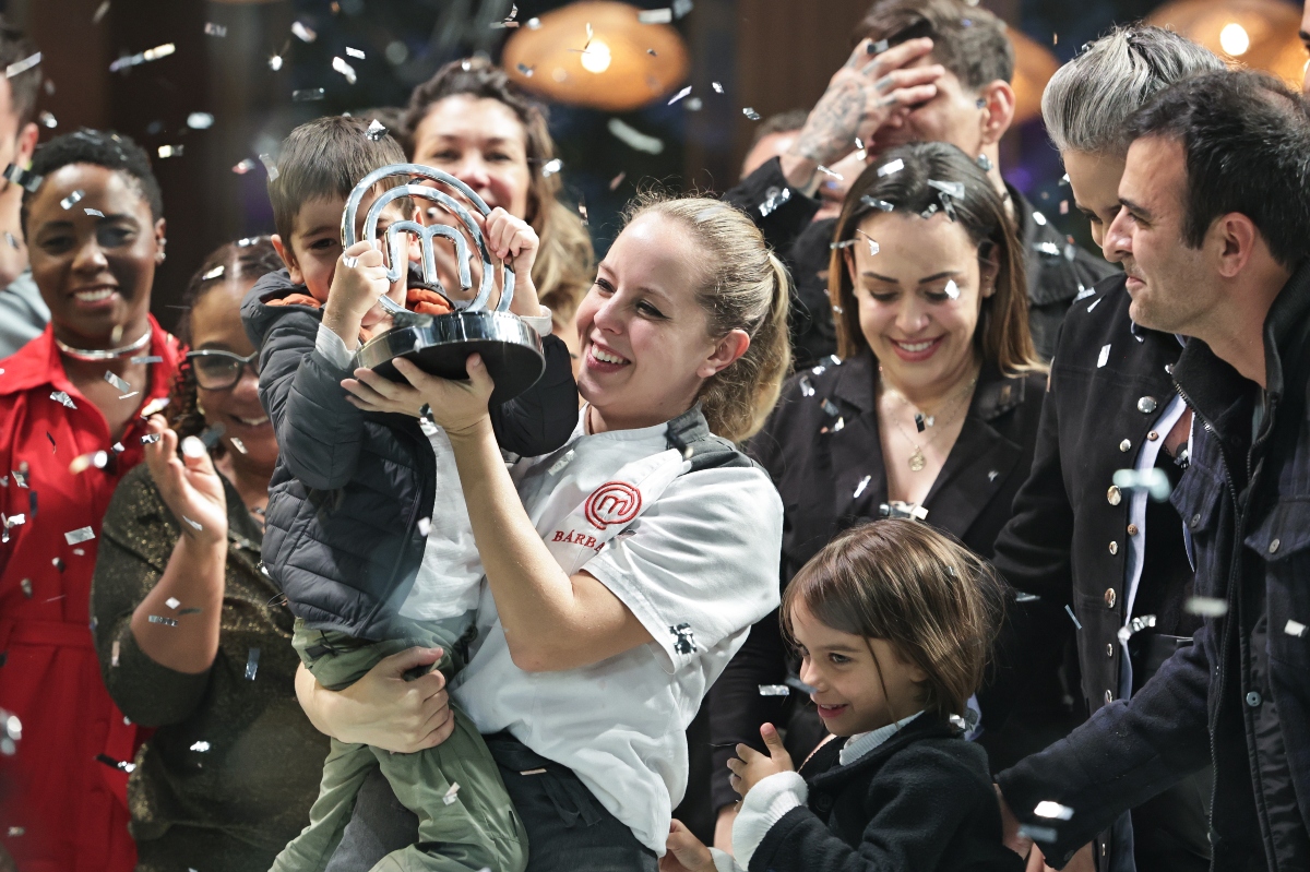 Bárbara Frazão vence o Masterchef Profissionais