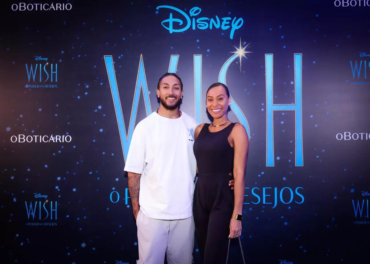 Famosos curtem pré-estreia com a família (Foto: reprodução/Brasil News) Lorena Bueri