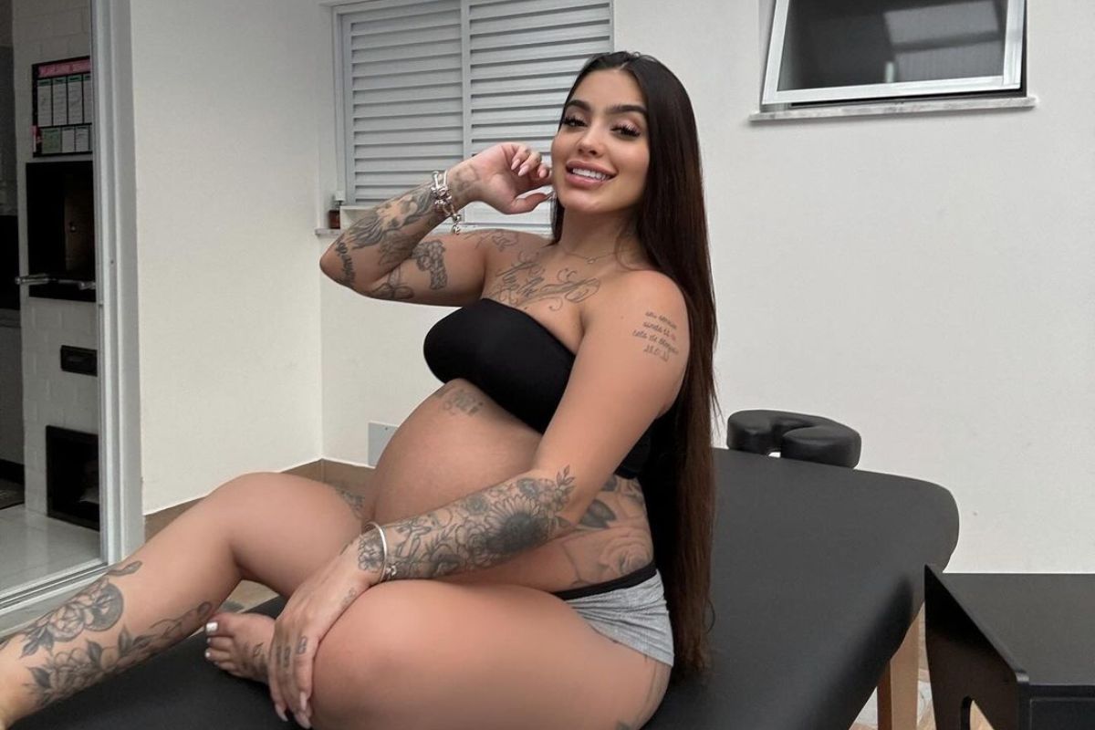 MC Mirella grávida