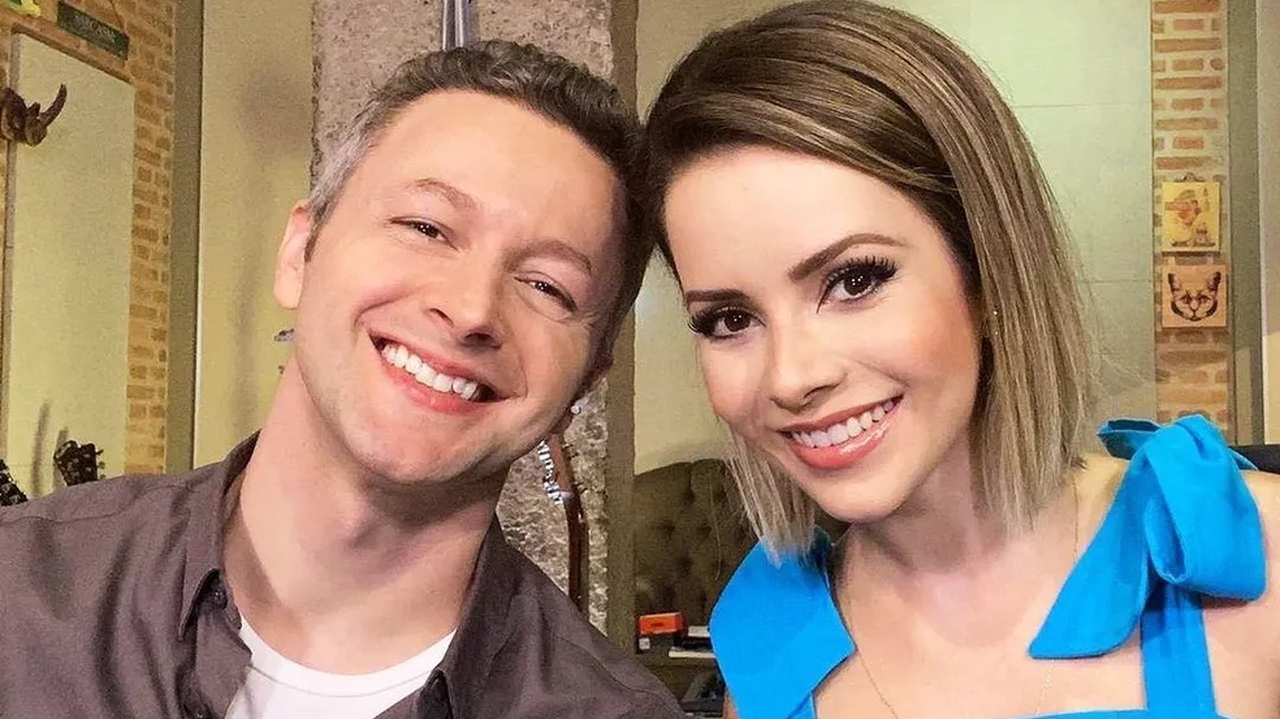 Após separação, Sandy e Lucas Lima voltam a dividir o mesmo palco: “Vão se acostumando” Lorena Bueri
