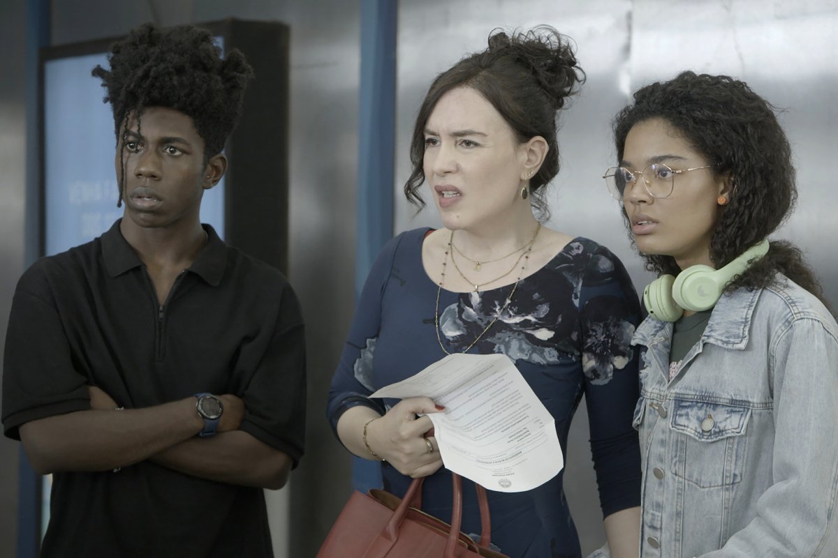 Tony (Richard Abelha), Renée (Maria Clara Spinelli) e Vic (Bia Santana) em "Elas por Elas"