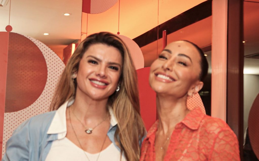 Sabrina Sato e Mirella Santos