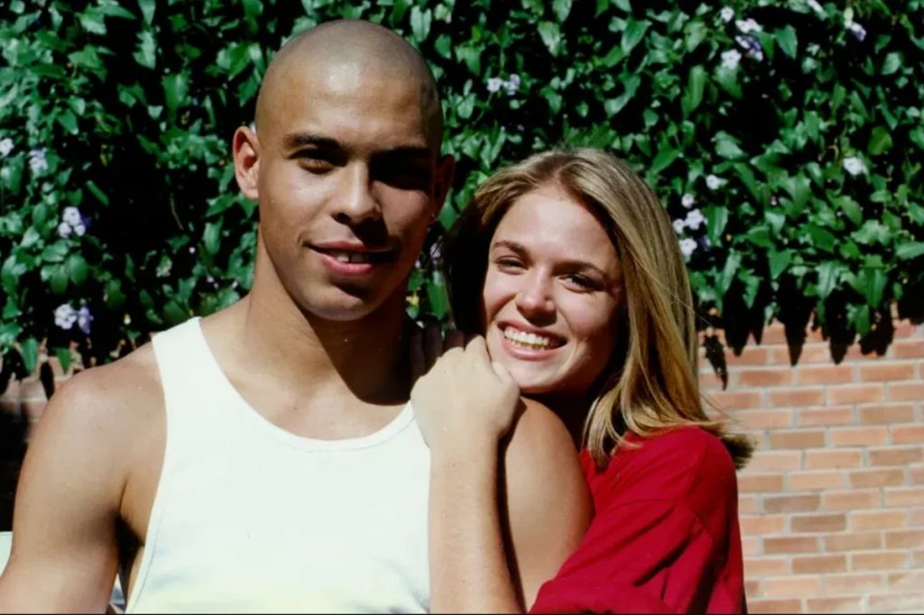 susana-werner-e-ronaldo-nazario-em-malhacao-1024x682-1 Susana Werner apoiada no ombro de Ronaldo Fenômeno