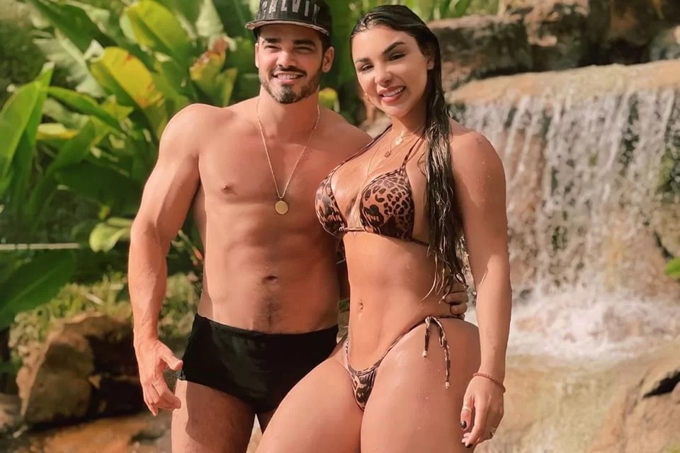 Jenny Miranda anuncia fim do seu casamento com Fábio Gontijo