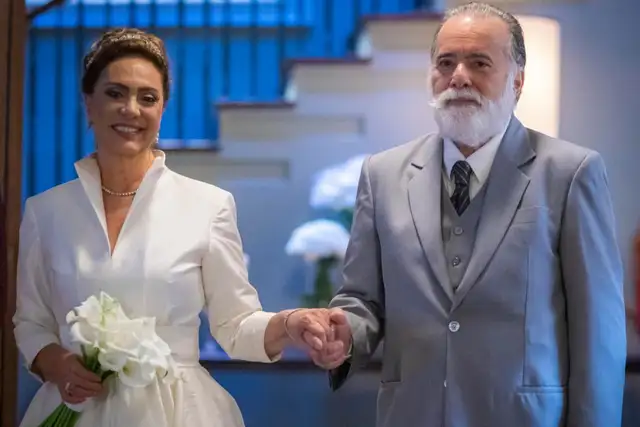 Antônio (Tony Ramos) e Agatha (Eliane Giardini) em Terra e Paixão