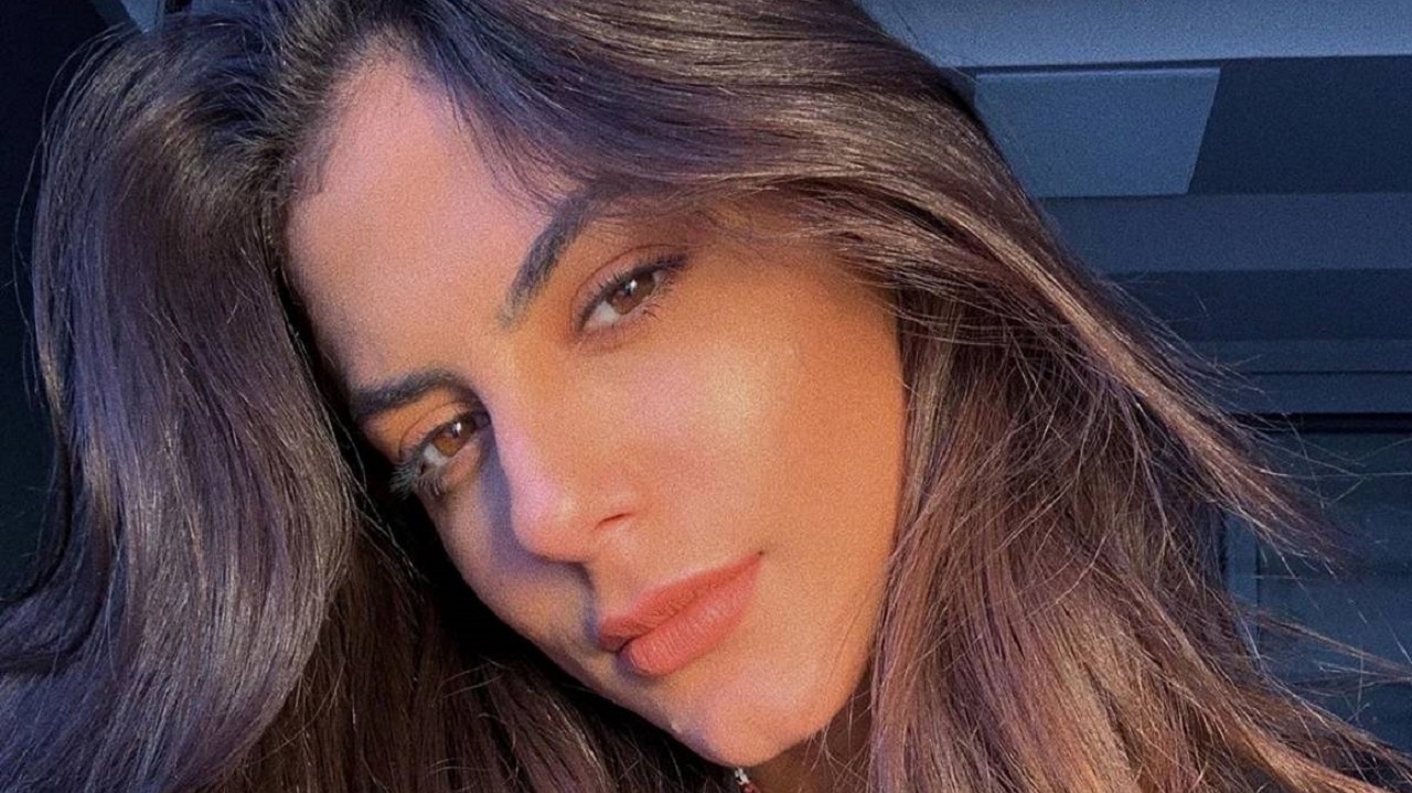 Mari Gonzalez compartilha imprevisto com babyliss que a fez perder parte do cabelo Lorena Bueri