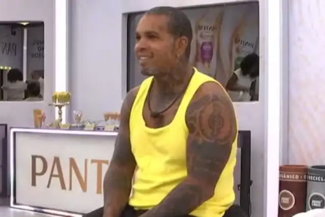 rodriguinho rindo da possibilidade de estar em um Paredão Falso no BBB 24